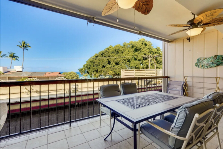 Property grounds 5, Kona Plaza#203, Hawaii