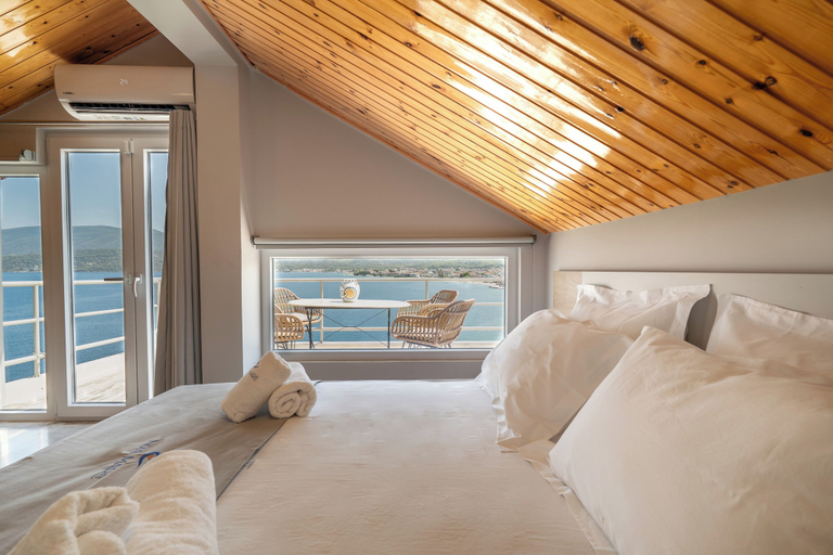 Room 3, Noa Mare, Peloponnese