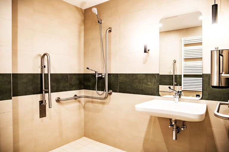 Bathroom 3, Villa Gran Panzió, Esztergom