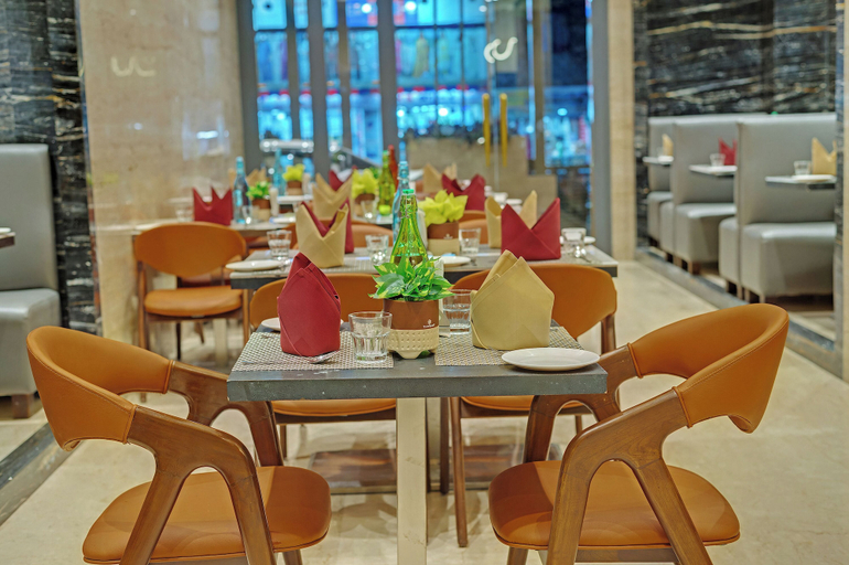 Food & Drinks 4, Comfort Inn Metropolis, Mumbai Suburban
