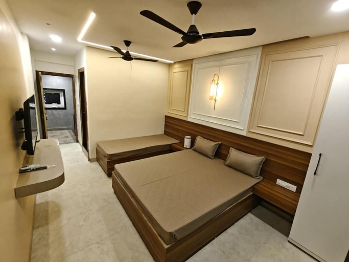 Room 2, Meghdoot Inn, Hoshangabad