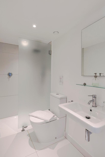 Bathroom 3, 4 Berkeley Square I Boutique Apartments, Bristol