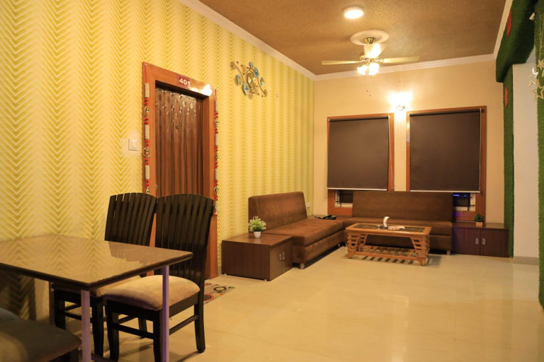 Separate living room, HOTEL ALANKAR, Bhopal