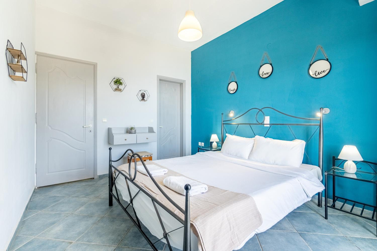 Bedroom, Spyridoula Studio 1, Ionian Islands