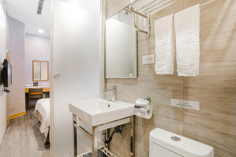 Bathroom 5, Royal Rose Hotel Ximen, Taipei City