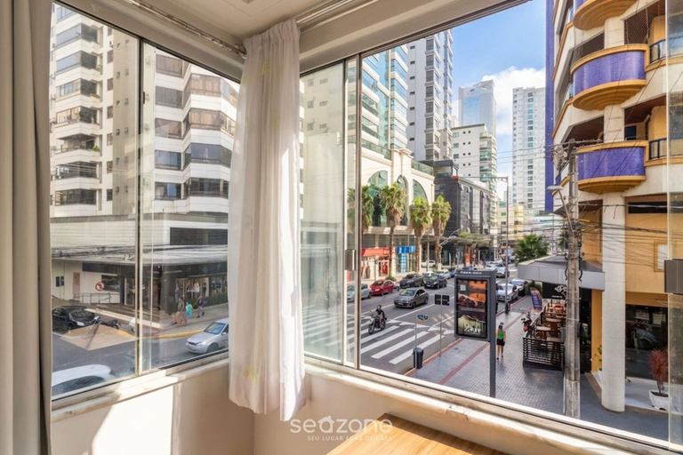 Interior 2, Apt w/ Suite 30 m From the sea in Itapema Cae0103, Itapema