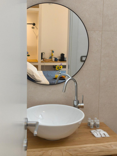 Bathroom, Pietra Bianca, Lecce