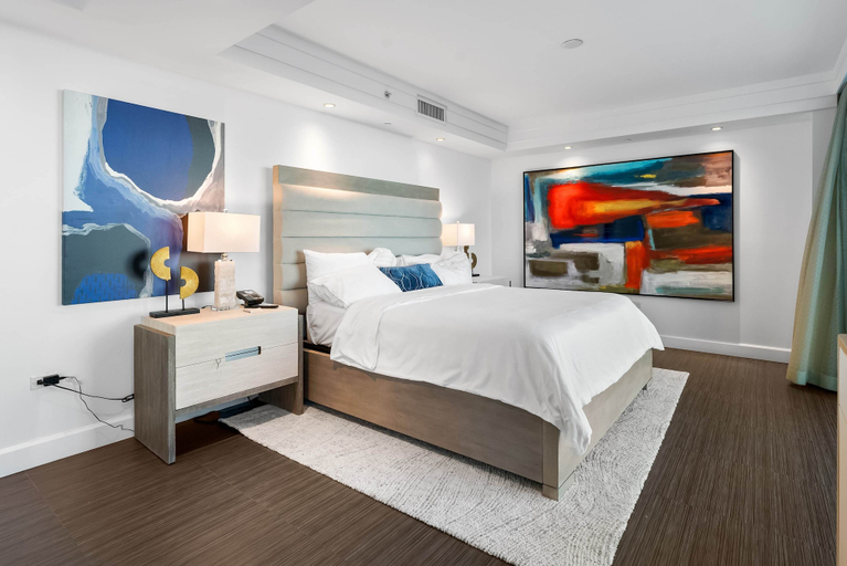 Room 4, Sorrento 512, Miami-Dade