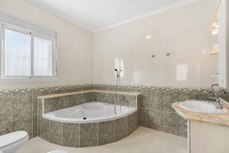 Bathroom 4, Villa Quesada, Alicante