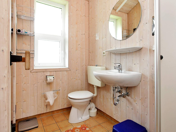 Bathroom 4, Holiday Home in Otterndorf, Cuxhaven