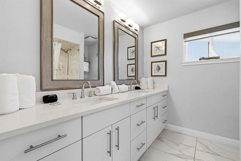 Bathroom 3, Daytona Atlantic Sunrise Home, Volusia