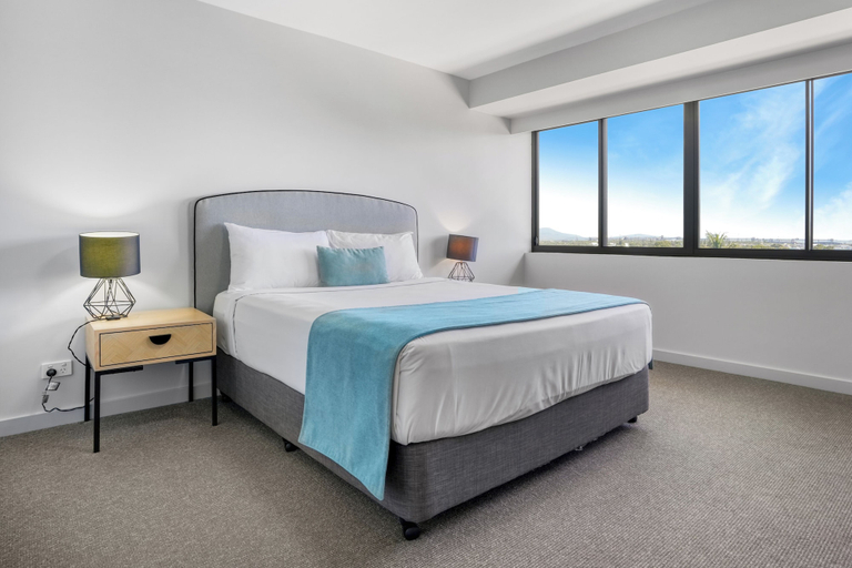 Bedroom 4, Gladstone Reef Hotel Motel, Gladstone