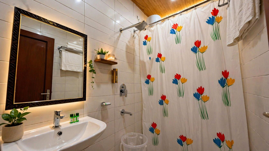 Bathroom 5, Jungle Nest Retreat Resort, Nainital