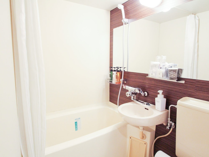 Bathroom 4, APA Hotel Hakata-Ekimae, Fukuoka