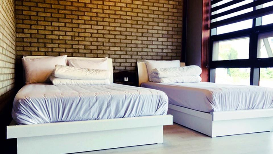 Bedroom 2, White Windmill Guesthouse, Muan