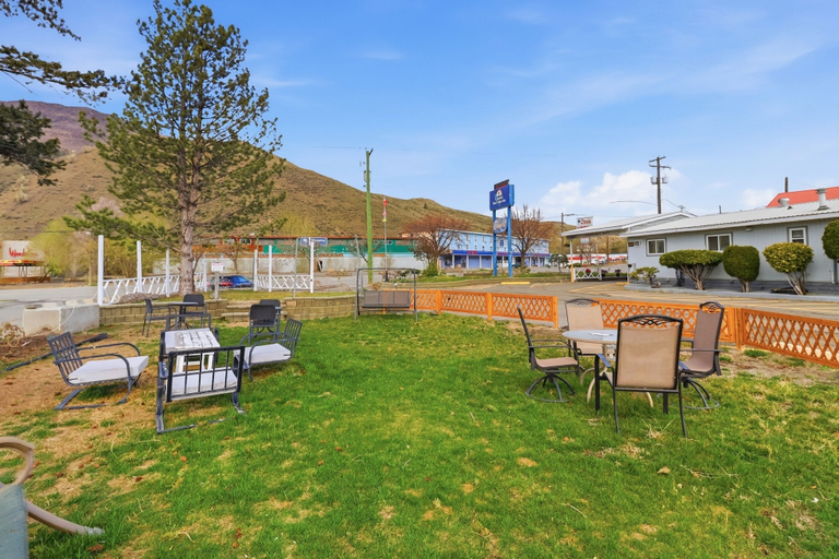 Others 5, Canadas Best Value Desert Inn & Suites Cache Creek, Thompson-Nicola