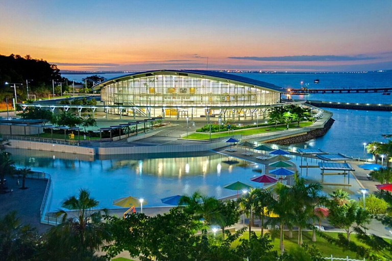 Room 3, Zen Crystal Tide Balcony - Pool - Gym - Seaview, Darwin