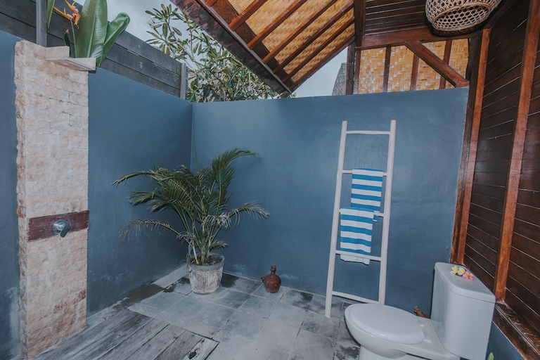 Bathroom 4, Dream Beach Huts, Klungkung