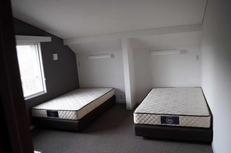 Bedroom 3, Asahi Shizenkan, Asahi