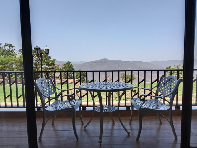 5, DEL LUUNA, Satara