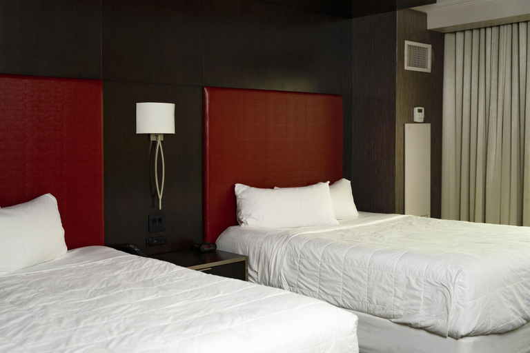 Bedroom 3, Caesars Southern Indiana Hotel & Casino - A Caesars Rewards Destination, Harrison