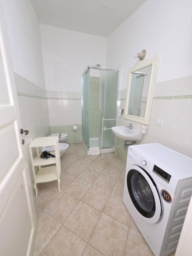 Bathroom 3, NIOLEO - Apartments and Pool, Nuoro