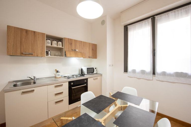 Kitchen 5, U Genova, Genova