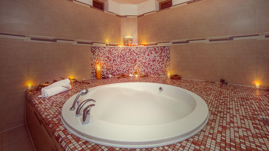 Bathroom 5, Georgia Palace Hotel & SPA, Kobuleti