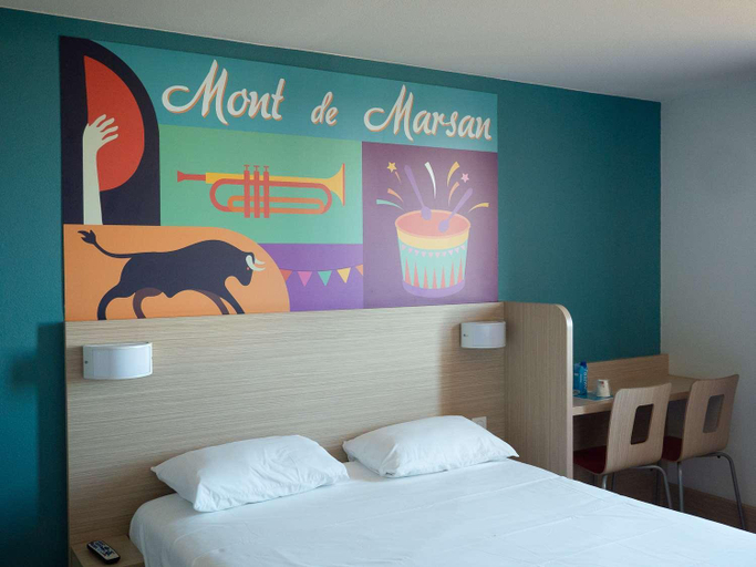 Bedroom 2, Kyriad Direct Classe Mont De Marsan - St Avit, Landes