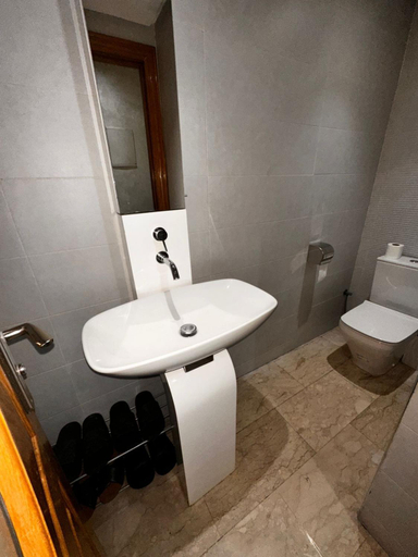Bathroom 2, Appartement en plein centre-ville gueliz, Marrakech
