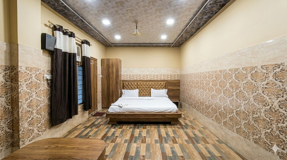 Room 4, Chhabra Hotel Kanpur, Kanpur Nagar