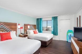Others 4, Beachside Hotel & Suites, Brevard