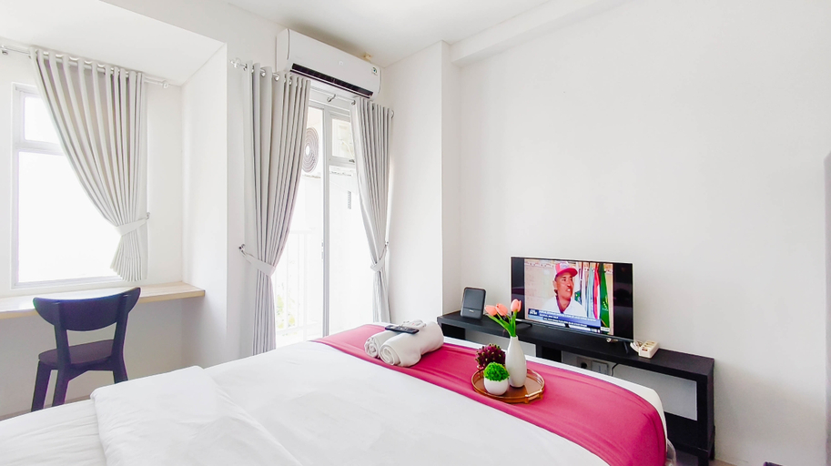 Bedroom 3, Clean and Comfortable Studio Room at Apartment Kyo Society By Travelio, Surabaya