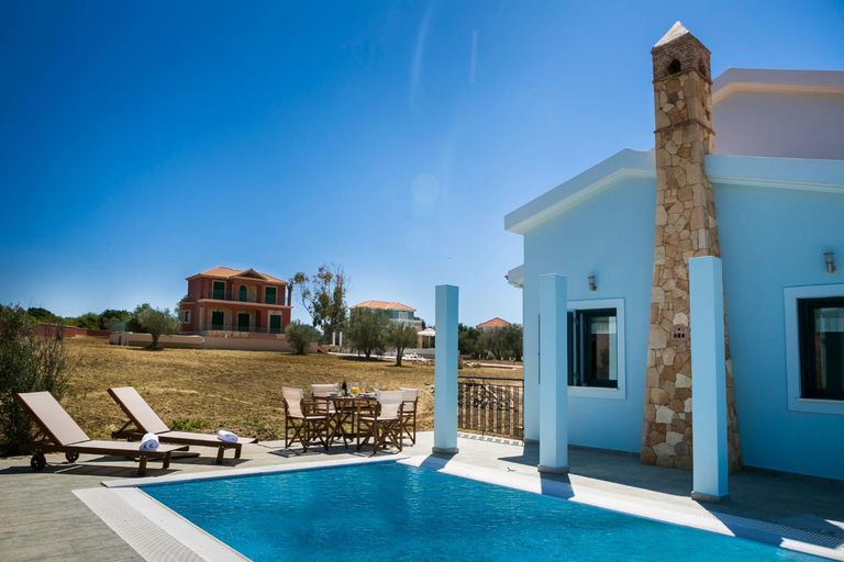 Sport & Beauty 2, Estrellas Luxury Villas, Ionian Islands