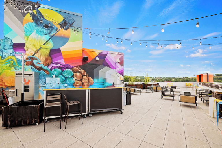 Food & Drinks 5, Harthall Hotel, Davidson