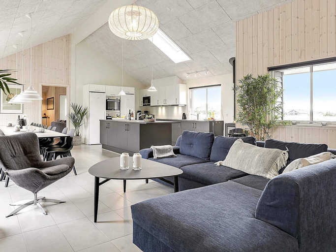 Others 5, 5 Star Holiday Home in Vaeggerlose, Guldborgsund