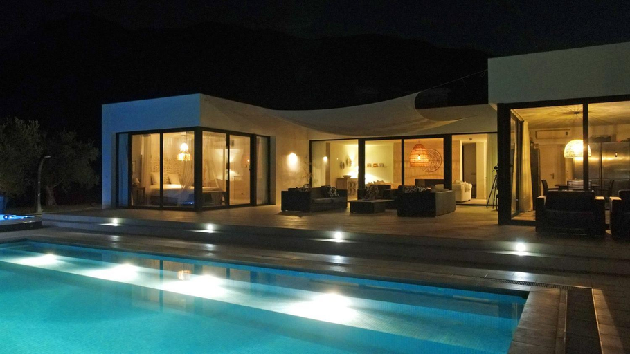 Sport & Beauty 2, Hill house Spain -villa casa blanca, Granada