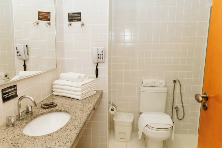 Bathroom 4, Hotel Monreale Resort, Poços de Caldas