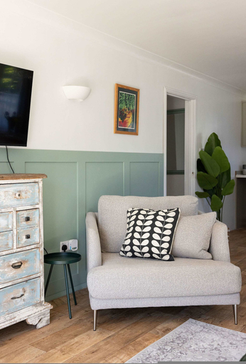 Room 3, Stylish One Bed Annexe Near Marina and Beaches, West Sussex