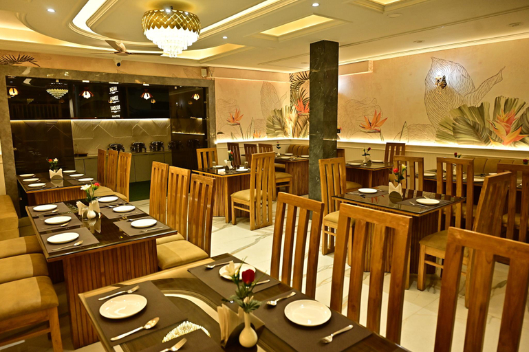 Food & Drinks 5, Shree Radha Heritage House, Dehradun