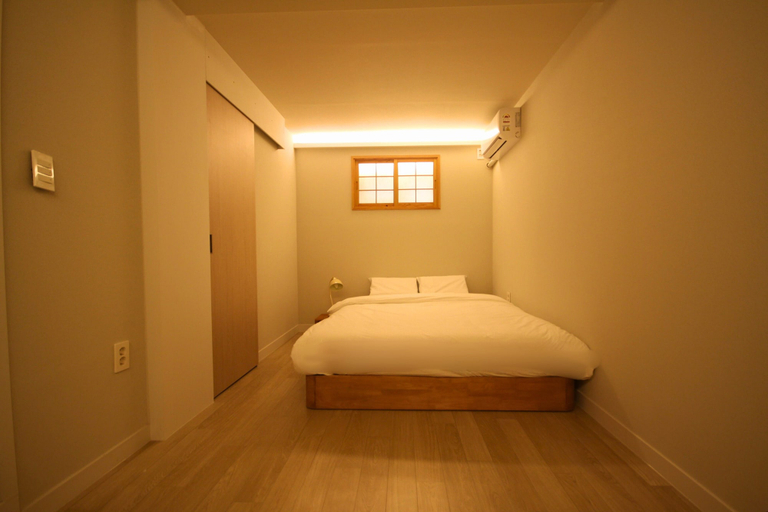 Room 4, SoSi Stay, Jung