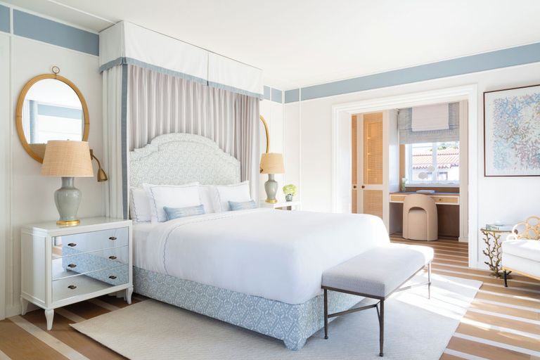 Room 4, The Vineta, Palm Beach