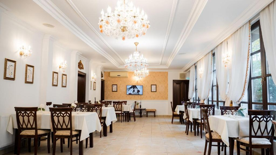 Food & Drinks 5, Hotel Royal Plaza, Timisoara