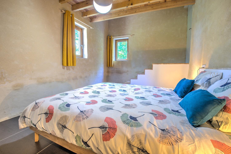 Bedroom 3, Domaine La Moulinasse, Dordogne