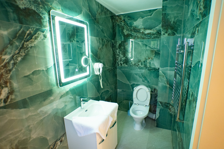 Bathroom 4, Hotel Royal Plaza, Timisoara