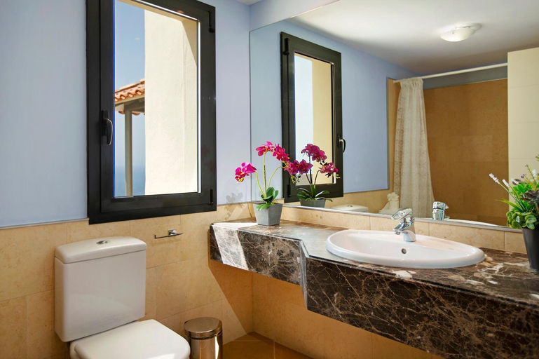 Bathroom 4, Villa Pueblo Don Thomas, Santa Cruz de Tenerife