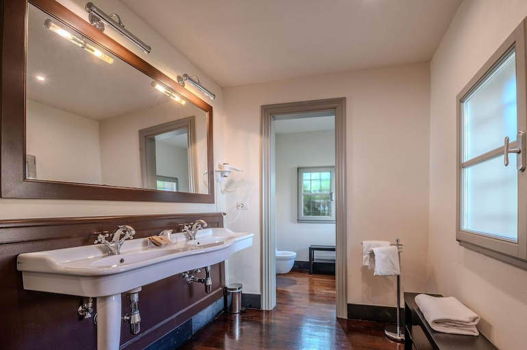 Bathroom, Villa il Palagio, Florence