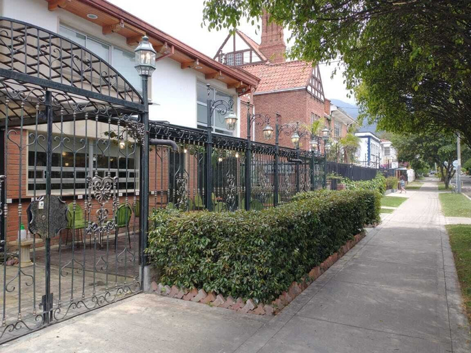 Exterior, CASA LAVIM, Santafé de Bogotá