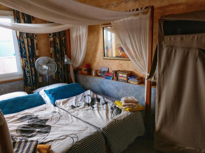Room 5, Le Coco Loco, Var