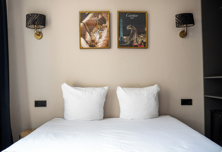 Bedroom 4, Hotel 83, Amsterdam